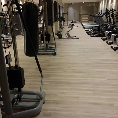 Kremon Hotel 2*